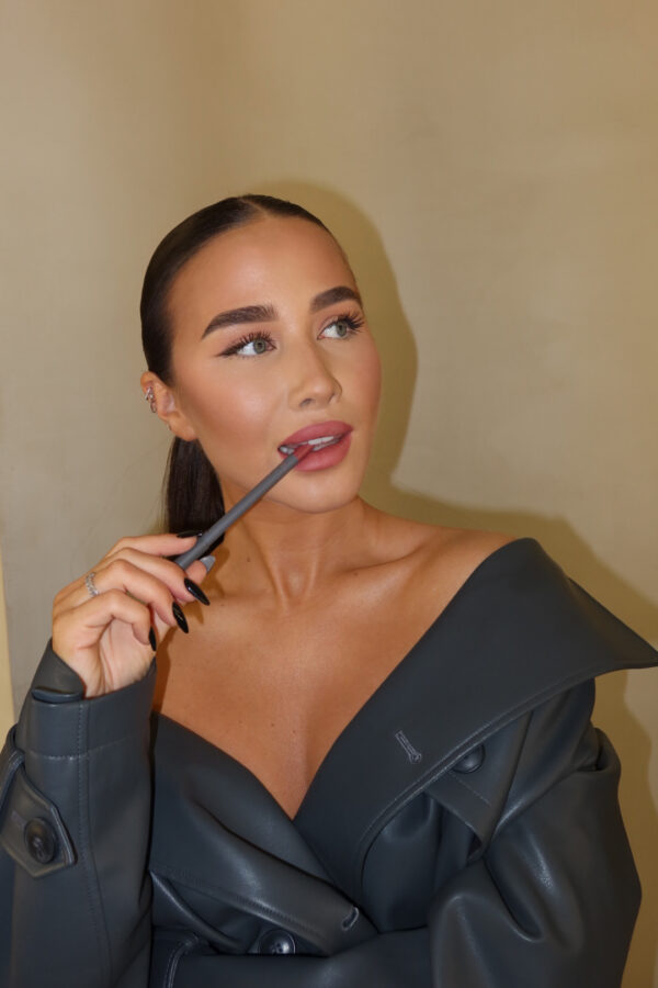 Lip perfector | Love Me Forever or Never - Image 3