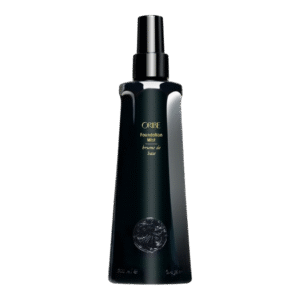FOUNDATION MIST blizgesį suteikiantis modeliavimo purškiklis, 200ml